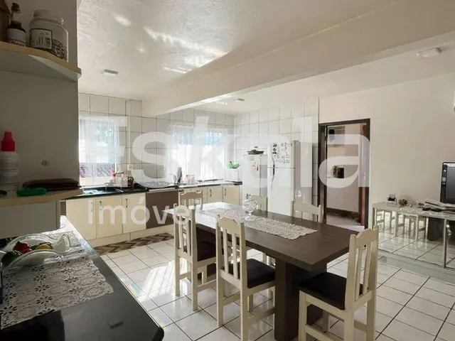 Imagem 2: Casa com 04 Quartos, Sendo 01 Suíte com Closet