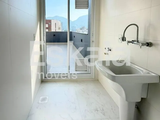 Imagem 14: Apartamento Duplex Semimobiliado com 03 Suíte