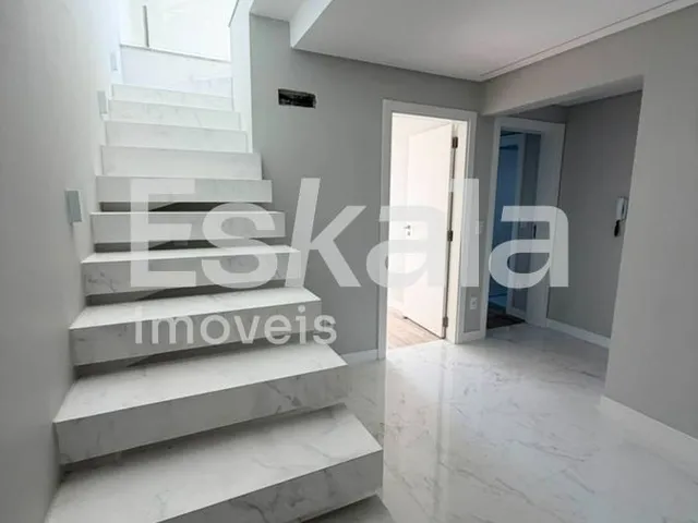 Imagem 9: Apartamento Duplex Semimobiliado com 03 Suíte