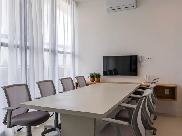 Imagem 9: Apartamento À Venda no Beach Class Jaguaribe, com 2 Quartos e 65M²