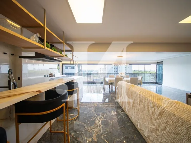 Imagem 11: Apartamento Alto Padrão de 165M², 3 Dormitórios, Todos Suítes e 3 Vagas no Condomínio Skypark - Tatuapé