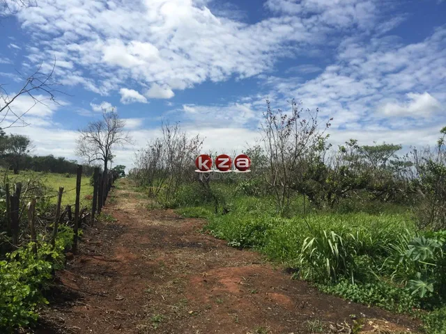 Imagem 9: Sitio À Venda em Valinhos-Sp: 3 Quartos, 1 Sala, 2 Banheiros, 46.000M² de Área no Bairro Macuco!