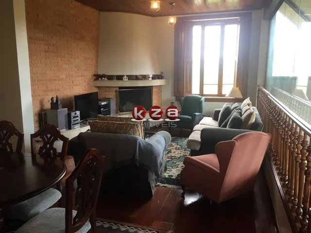 Imagem 9: Casa de Luxo em Condomínio: 5 Quartos, 5 Suítes, 4 Salas e Mais - Venda em Descansópolis, Campos do Jordão-Sp
