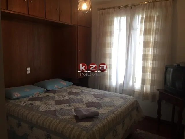 Imagem 2: Casa de Luxo em Condomínio: 5 Quartos, 5 Suítes, 4 Salas e Mais - Venda em Descansópolis, Campos do Jordão-Sp