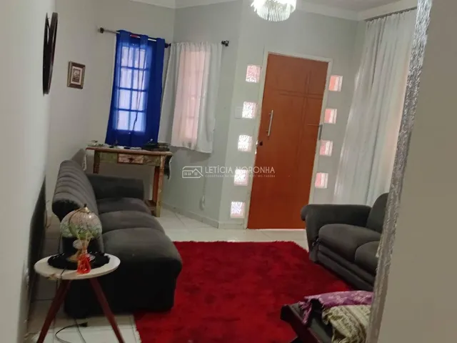 Imagem 2: Casa com 3 Quartos À Venda, Vila Mendes - Varginha