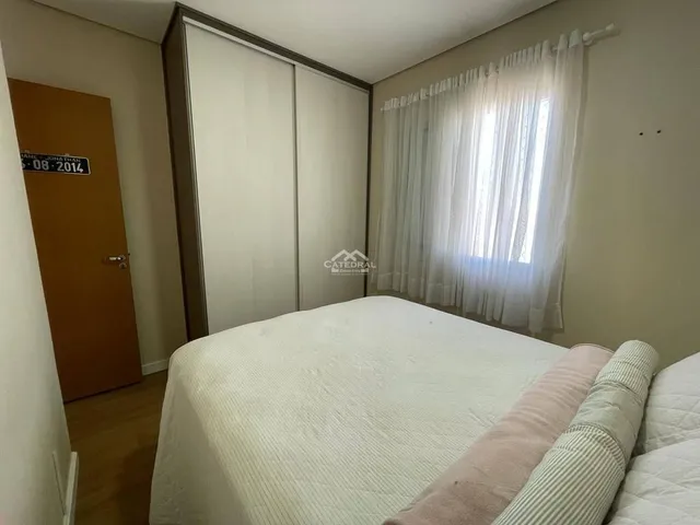 Imagem 5: Apartamento com 2 Quartas e Vaga Coberta, no Bairro Colonia
