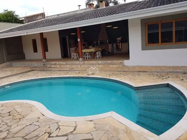Imagem: Casa com 3 Dormitórios À Venda, 406 M²