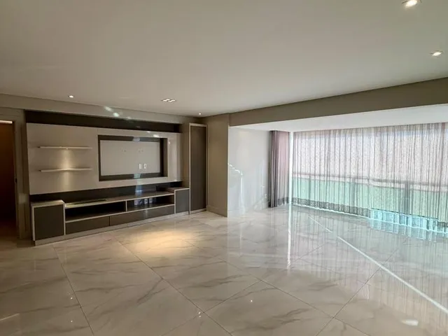 Imagem 13: Apartamento Mobiliado em Piatã, Salvador - 3 Suítes, 144M², 3 Vagas, Vista Livre, Área de Lazer Completa