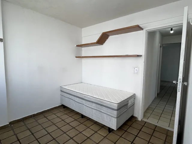 Imagem 12: Apartamento com 3 Dormitórios para Locação no Pina
