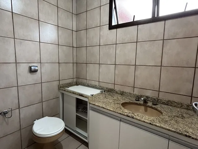 Imagem 15: Apartamento com 03 Dormitórios no Centro