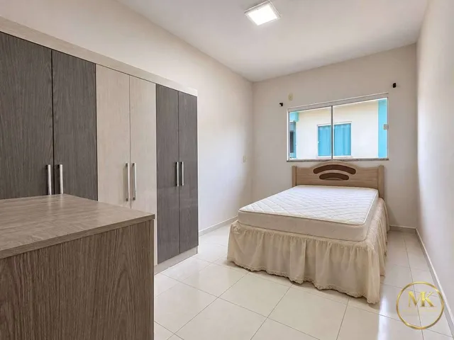 Imagem 9: Casa Á Venda com 4 Dormitórios Sendo 1 Suíte 200M2 Privativos + 3 Vagas de Garagem em Bombinhas Sc