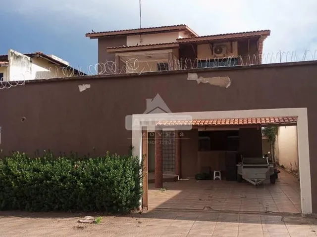 Imagem: Sobrado - 4 Quartos com 2 Suítes - 208