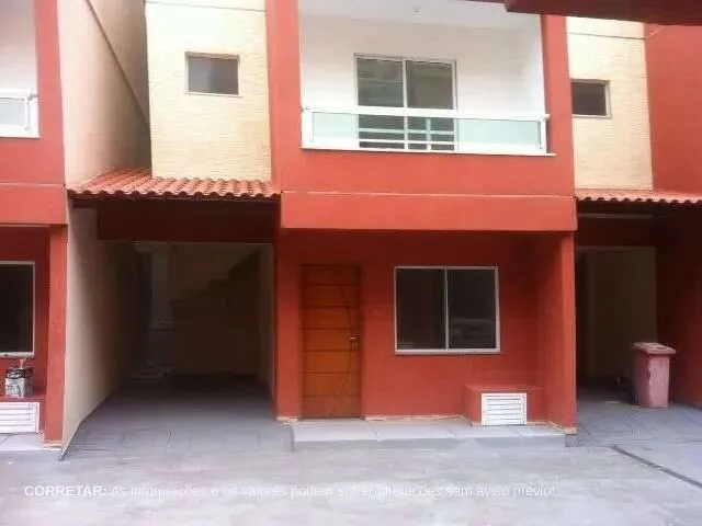 Imagem: Casa de Condomínio À Venda, com 3 Suítes