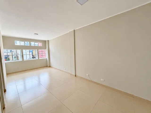 Imagem: Apartamento Reformado com 3 Quartos e Suíte