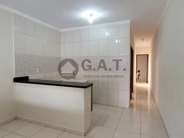 Imagem 4: Casa para Locação em Sorocaba-Sp: 2 Quartos, 2 Salas, 1 Banheiro, Garagem, 70,00M² no Jardim Eucaliptos