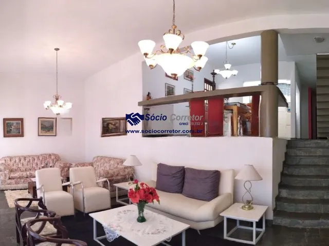 Imagem: Sobrado com 4 Dormitórios À Venda, 287