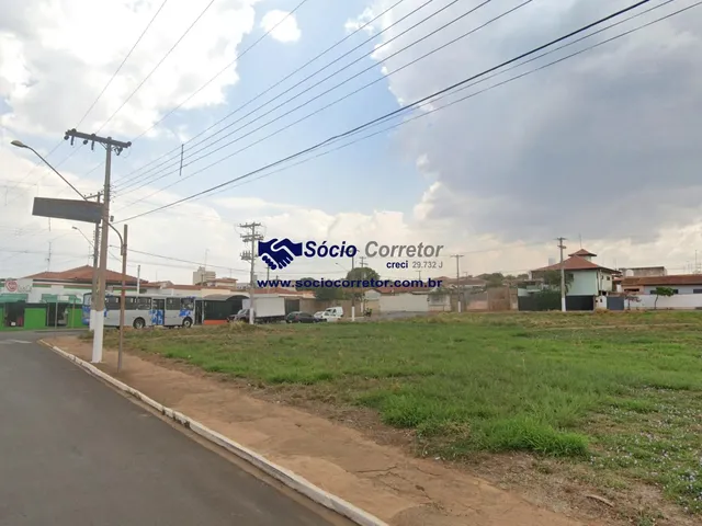 Imagem 12: Lote de Esquina no Centro de Tambaú