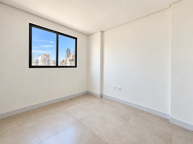 Imagem 2: Apartamento À Venda em Itapema, Morretes, com 2 Quartos, 69M²