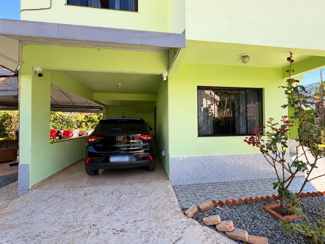 Imagem 4: Casa À Venda em Balneário Camboriú, Nações, com 3 Quartos, 240M²