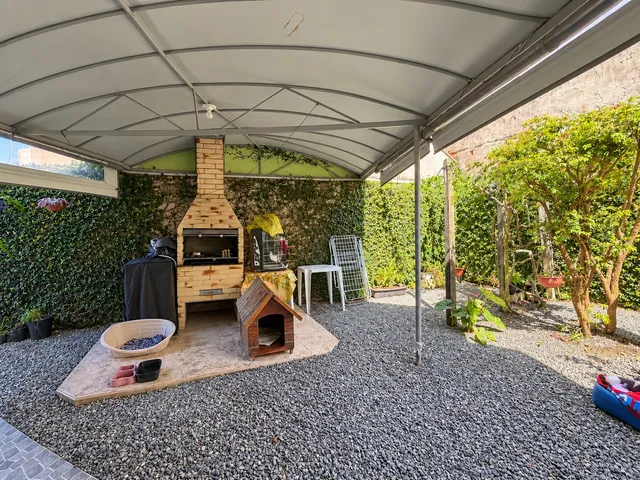 Imagem 5: Casa À Venda em Balneário Camboriú, Nações, com 3 Quartos, 240M²
