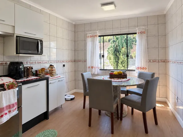 Imagem 10: Casa À Venda em Balneário Camboriú, Nações, com 3 Quartos, 240M²