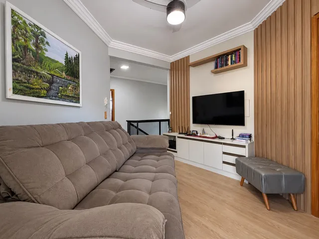 Imagem 14: Casa À Venda em Balneário Camboriú, Nações, com 3 Quartos, 240M²