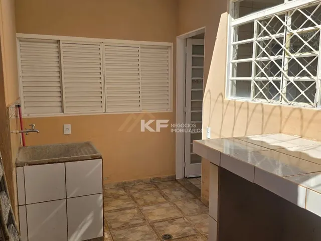 Imagem 3: Casa Á Venda no Bairro Vila Albertina - Ribeirão Preto / Sp
