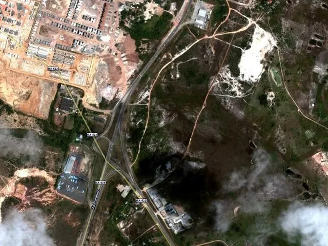 Imagem: Terreno À Venda em Jardim Limoeiro - 110.000