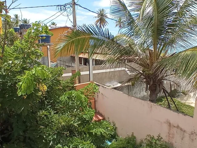 Imagem 1: Casa À Venda em Jauá - 2 Quartos · 4 Vagas · 278 M²
