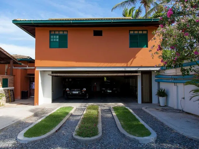 Imagem 2: Casa Pé na Areia em Busca Vida - 6 Quartos · 8 Vagas · 8.000 M²