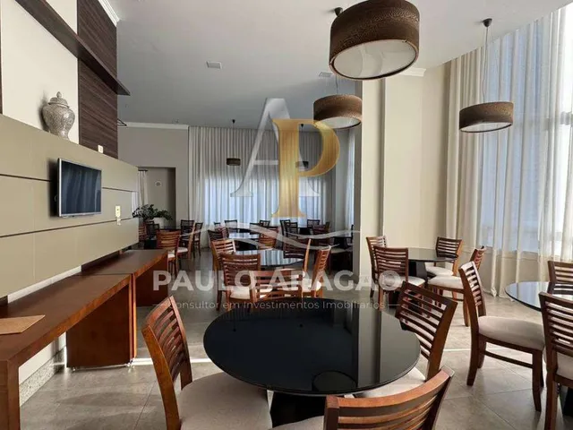 Imagem 2: Apartamento de Luxo À Venda, no Edifício Cidade de Pádua em Balneário Camboriú, Centro, com 3 Quartos, 124M²