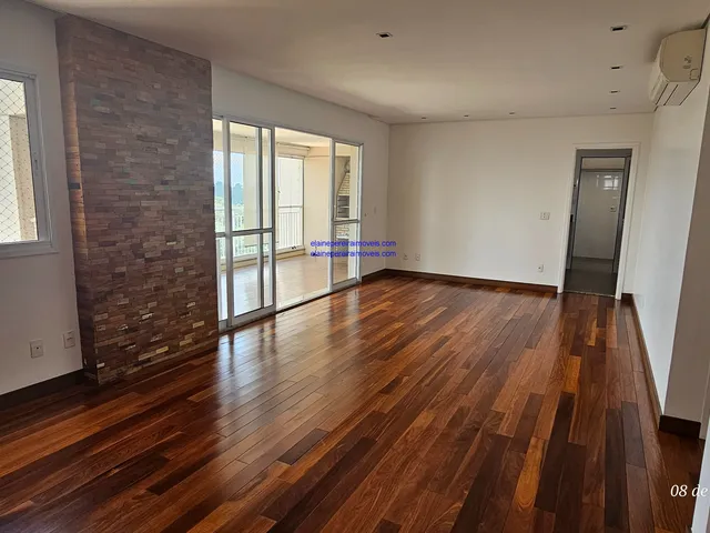 Imagem: Excelente Apt 136Mts com 3 Dorms Sendo 1
