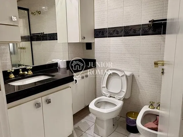 Imagem 9: Apartamento Amplo com 3 Dormitórios, 2 Suítes e 3 Vagas