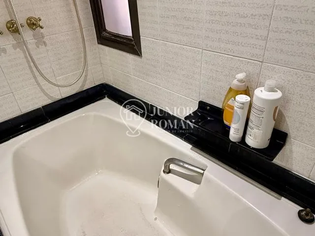 Imagem 14: Apartamento Amplo com 3 Dormitórios, 2 Suítes e 3 Vagas