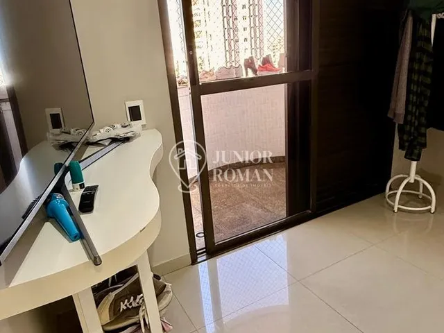Imagem 3: Apartamento Amplo com 3 Dormitórios, 2 Suítes e 3 Vagas
