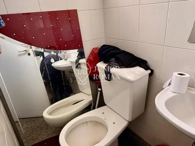 Imagem 12: Apartamento Amplo com 3 Dormitórios, 2 Suítes e 3 Vagas