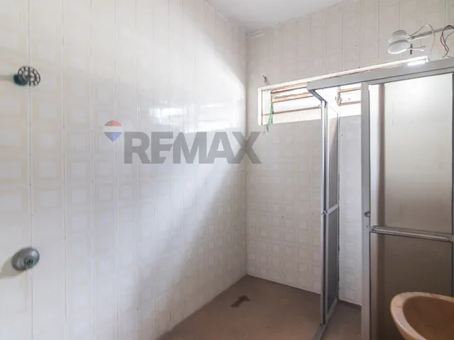 Imagem 3: Casa com Terreno Amplo À Venda por R$ 954.000,00 - Homero Thon - Santo André - Sp