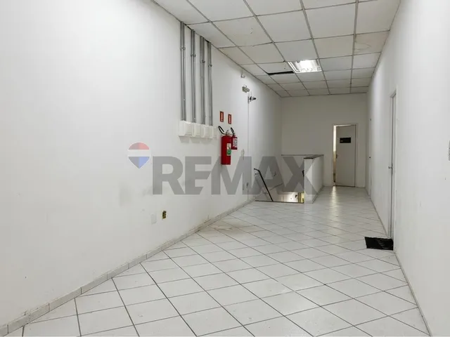 Imagem 9: Prédio Comercial em Santo André, Avenida Martim Francisco com 6 Salas e 2 Salões