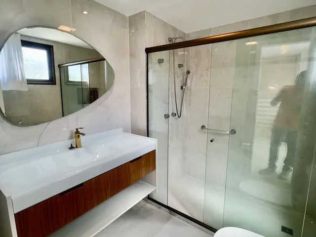 Imagem 2: Apartamento Alto Padrão À Venda Mobiliado com 166M²