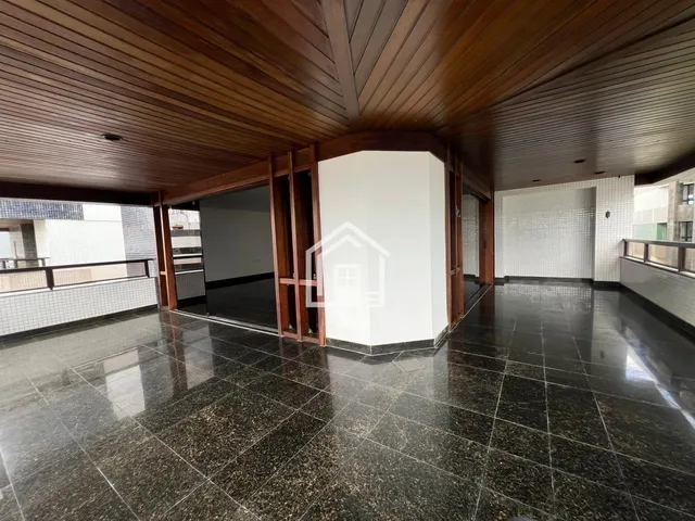 Imagem 8: Cobertura Duplex com 5 Suítes, Vista Mar e Lazer Privativo para Locação no Rio Vermelho