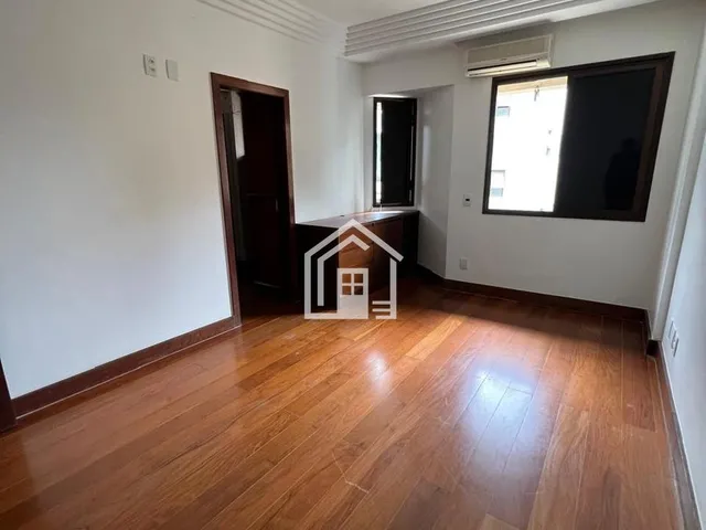 Imagem 14: Cobertura Duplex com 5 Suítes, Vista Mar e Lazer Privativo para Locação no Rio Vermelho