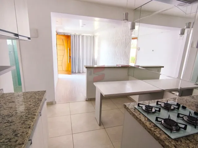 Imagem 4: Casa com 2 Dormitórios para Alugar por R$ 2.500,00 no Bairro Weissópolis - Pinhais / Pr