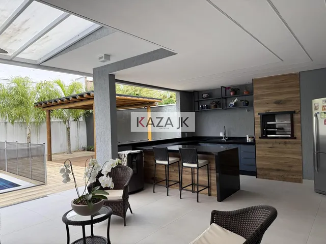 Imagem 12: Casa Espaçosa com 3 Suítes e 4 Vagas no Condomínio Reserva da Serra, Jundiaí, São Paulo - Conforto e Tranquilidade