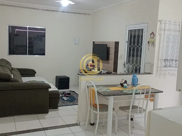 Imagem 5: Casa À Venda: 2 Quartos, 2 Vagas em Jacareí/Sp, Bairro Cidade Salvador - Oportunidade Única!