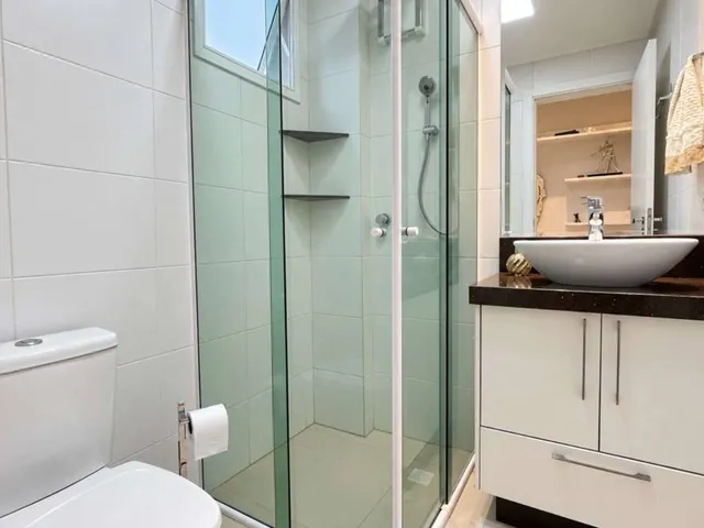 Imagem 4: Apartamento Á Venda 1 Suíte + 2 Demi Suítes 97.76 M2 Privativos + 2 Vagas de Garagem em Meia Praia de Itapema Sc