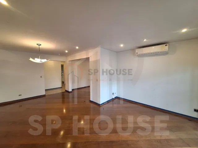Imagem 2: Apartamento para Locação Moema, Hall Privativo, 3 Suites, 2 Vagas, 144M²
