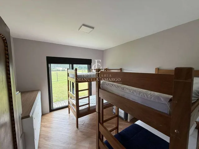 Imagem 9: Casa À Venda em Piraquara, Planta Laranjeiras, com 4 Quartos, 241M²