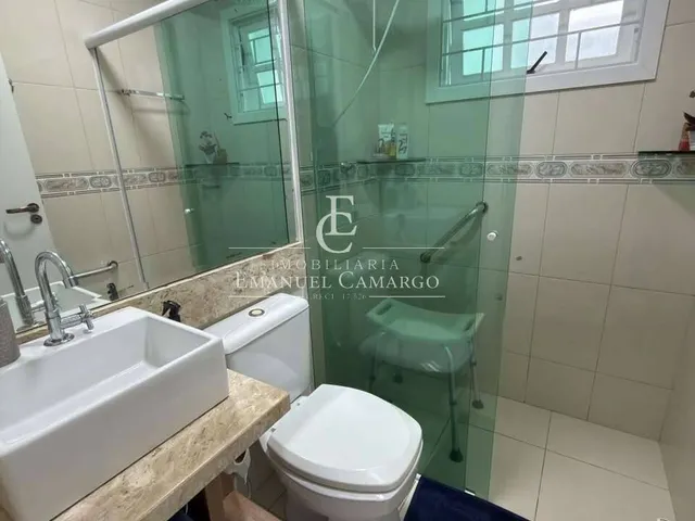 Imagem 9: Casa À Venda em Piraquara, Centro, com 3 Quartos, 215M²