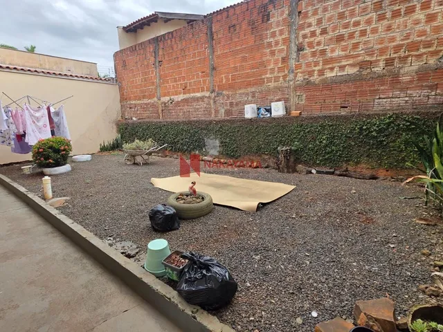 Imagem 2: Casa com 3 Dormitórios, Sendo 1 Suíte no Jardim Vale Verde - Londrina - Pr
