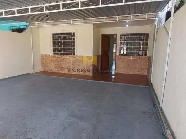 Imagem: Casa para Alugar com 3 Quartos no Bairro